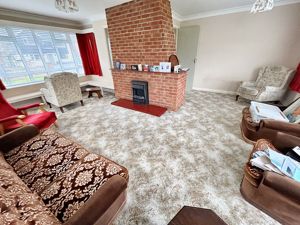 Lounge- click for photo gallery